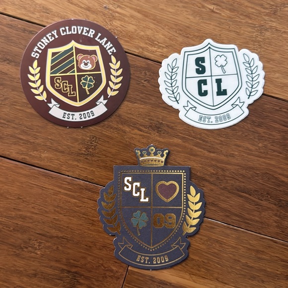 Stoney Clover Homecoming Postcard, Folder and Sticker set. - Picture 4 of 4